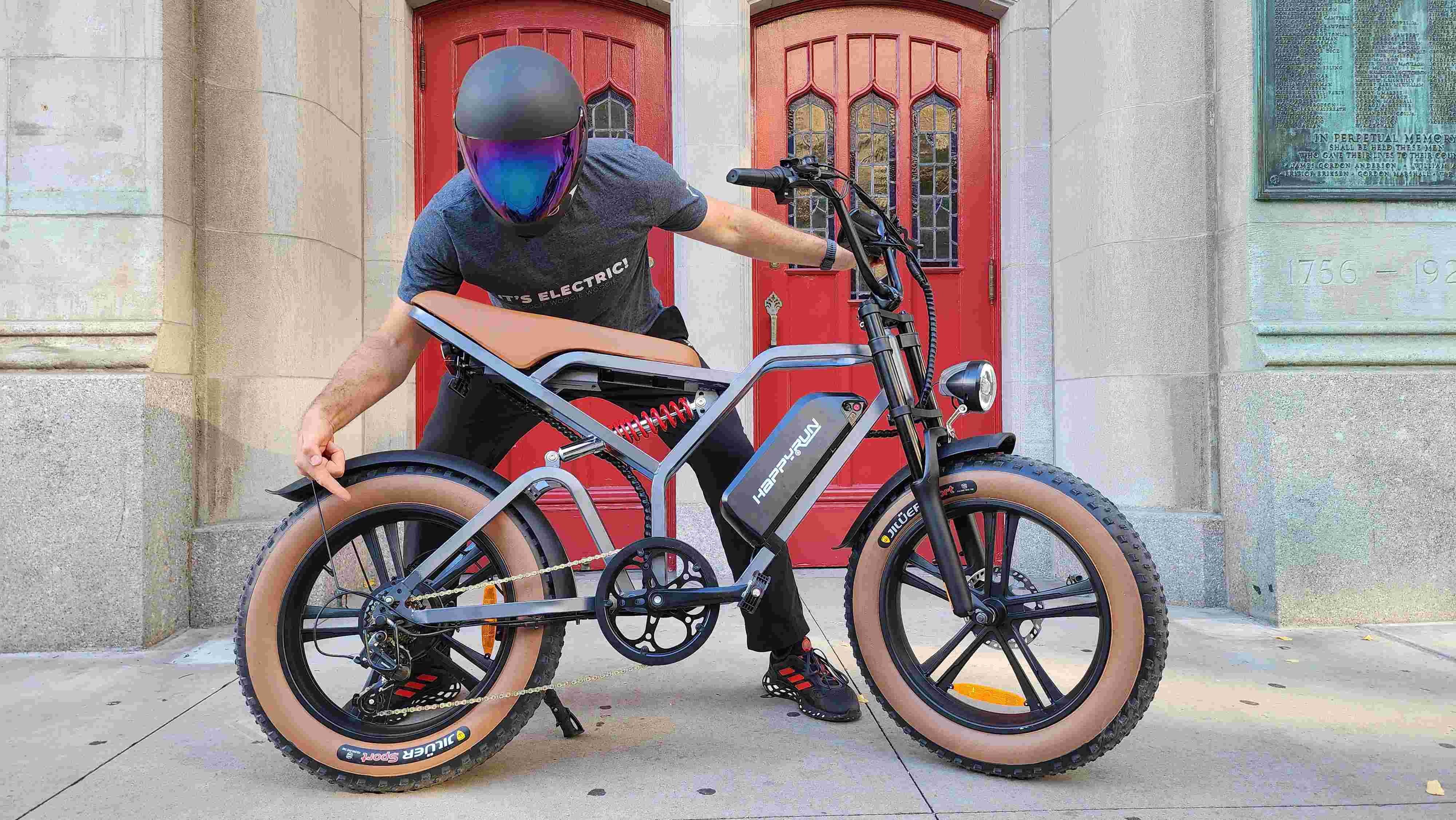 Twist and Shout, or Thumb It Up? Choosing the Perfect Electric City Motorcycle Throttle