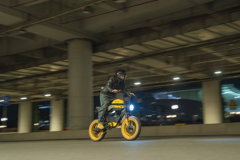 Safe And Legal Walking And Riding On Ebike Motorcycle In The USA