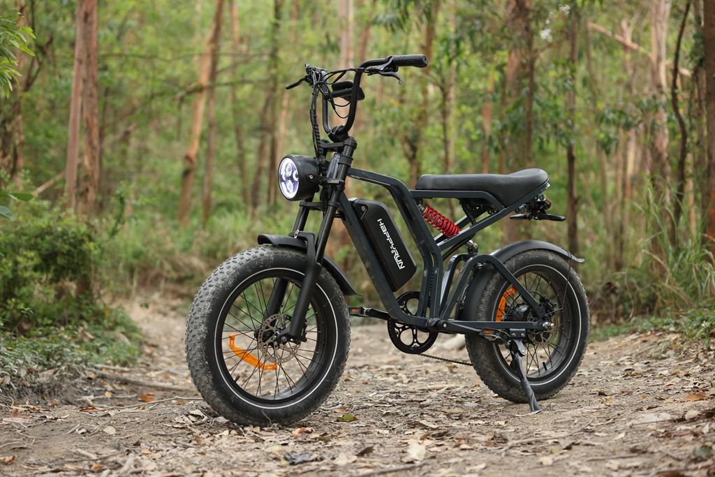 What Makes Moped-Style E-Bikes Ideal for Urban Mobility